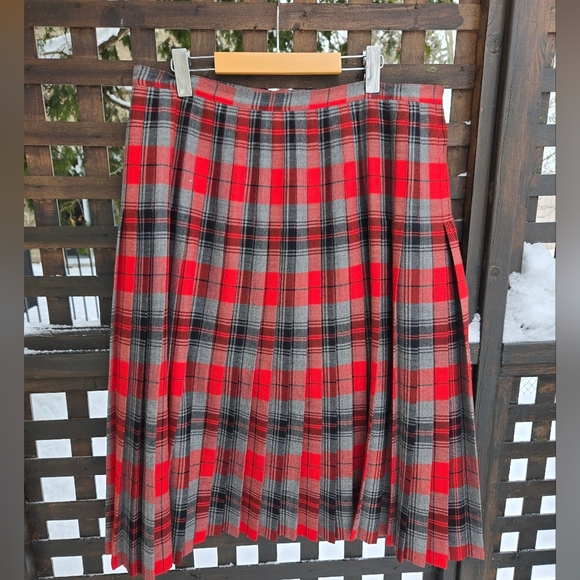 Vintage Wool Kilt - Picture 7 of 12